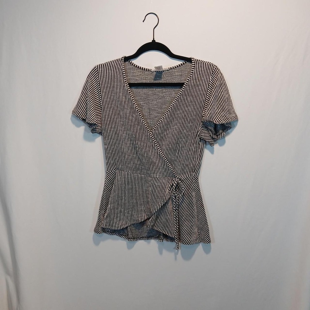 Caution to the Wind M Faux Wrap Striped shirt super Soft indie sleaze y2k 2010